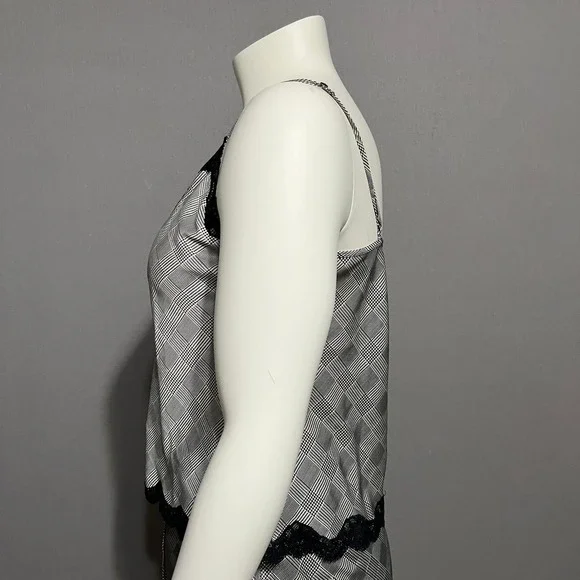 SOLD❌❌❌Lauren Ralph Lauren Houndstooth Satin 2 Pc Short Pajama Set Sz-Large - Picture 2 of 11